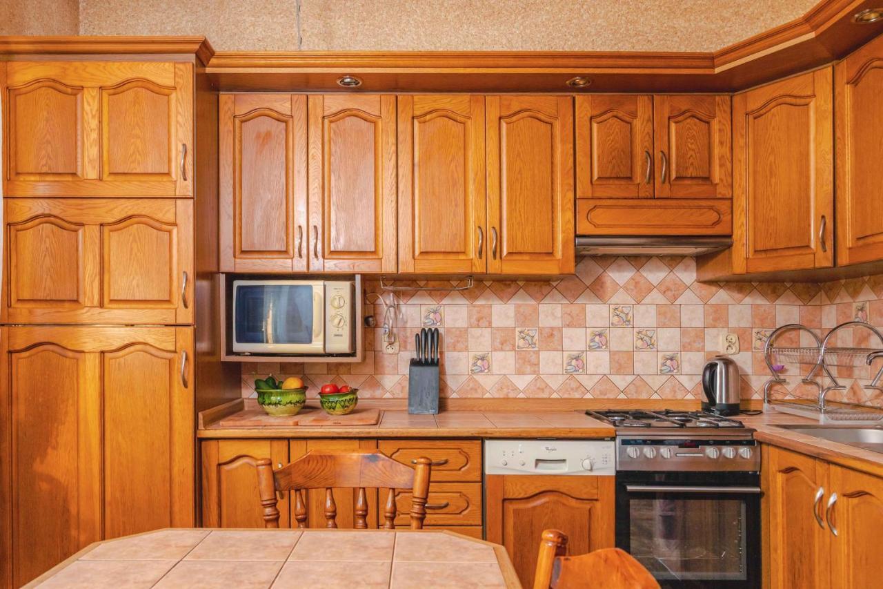 Mira - Mira Pokoje Z Widokiem Na Jezioro Chmielno Exterior photo