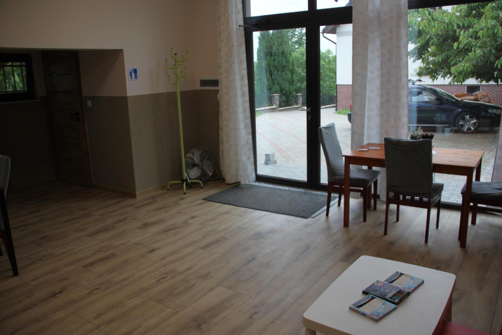 Mira - Mira Pokoje Z Widokiem Na Jezioro Chmielno Exterior photo
