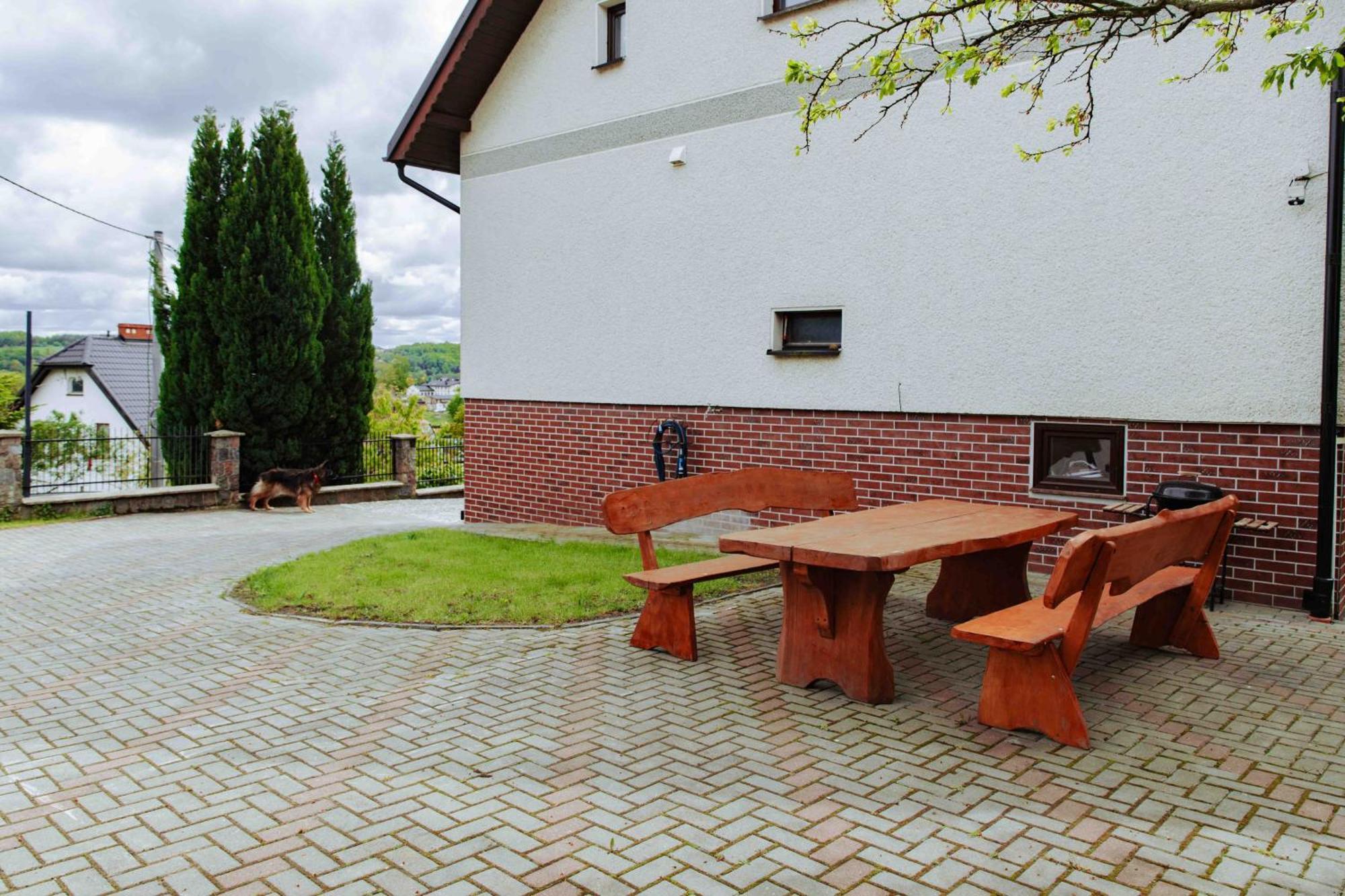 Mira - Mira Pokoje Z Widokiem Na Jezioro Chmielno Exterior photo